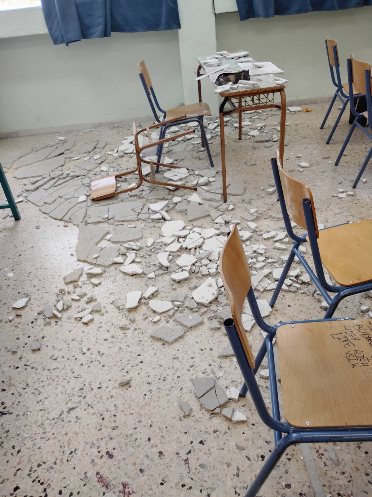 πτώση σοβά3