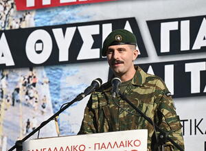 Η «σιγή ασυρμάτου» που προσπαθεί η κυβέρνηση να επιβάλει στα στρατευμένα παιδιά μας δε θα περάσει!